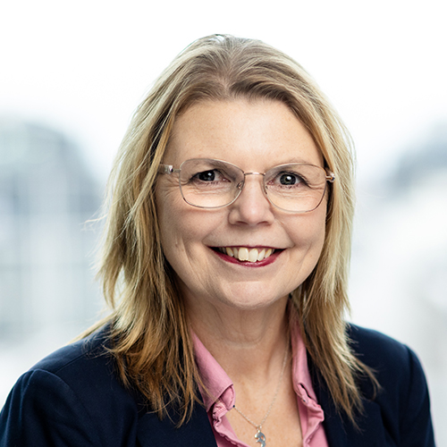 Porträttbild av Ann-Mari Evensen på Trygghetsstiftelsen.